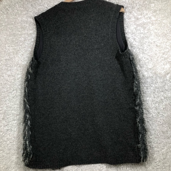 Altar’d State Faux Fur Vest - Picture 3 of 8